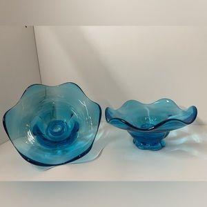 Pair of vintage L E Smith Glass Epic Blue 6 petal bowl / single candle holders